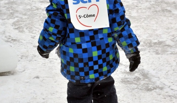 S-Comelundi Un enfant à la manifestation syndicale du festival «Saint-Côme en glace» le dimanche 3 février