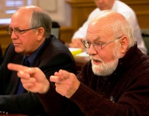 Marc Bellemare et Ã  l'arriÃ¨re-plan RenÃ© Roy