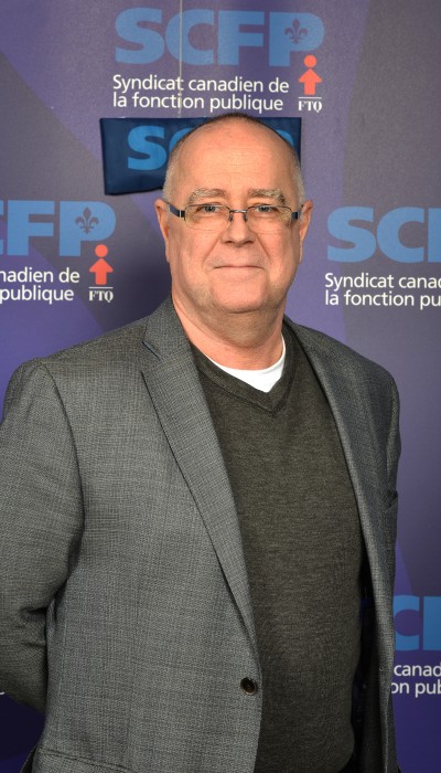 Alain Caron Vice-président, secteur Communications